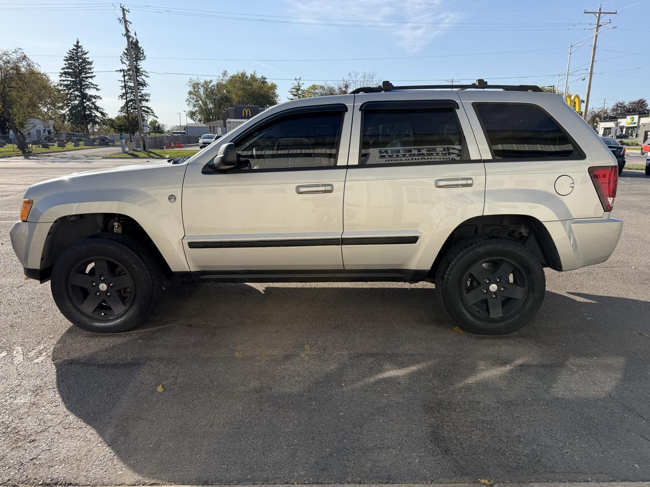 Jeep Grand Cherokee photo 6