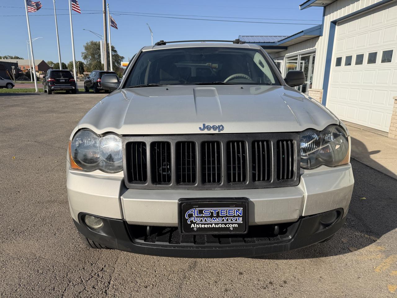 Jeep Grand Cherokee photo 8