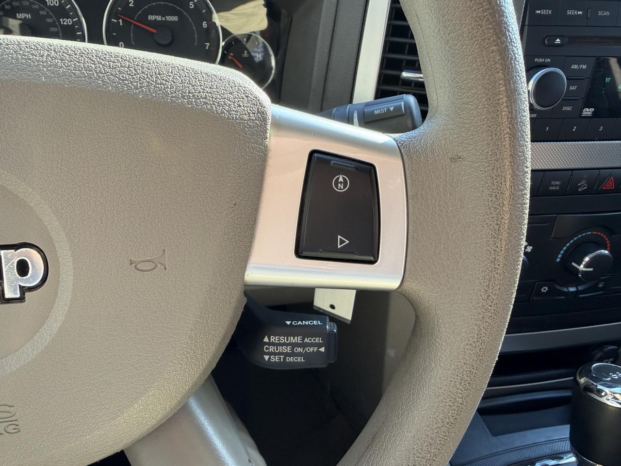 Jeep Grand Cherokee photo 25