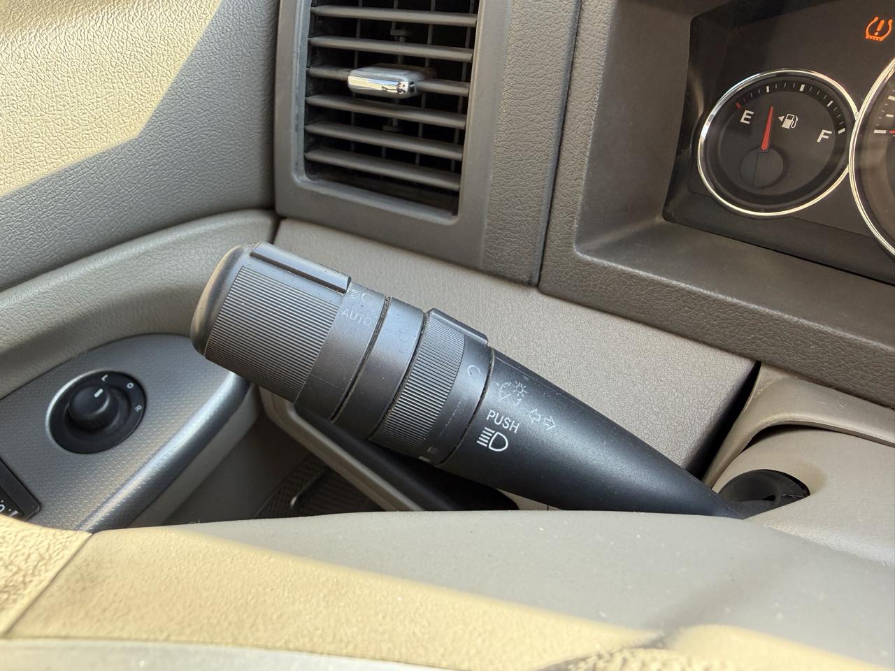 Jeep Grand Cherokee photo 26