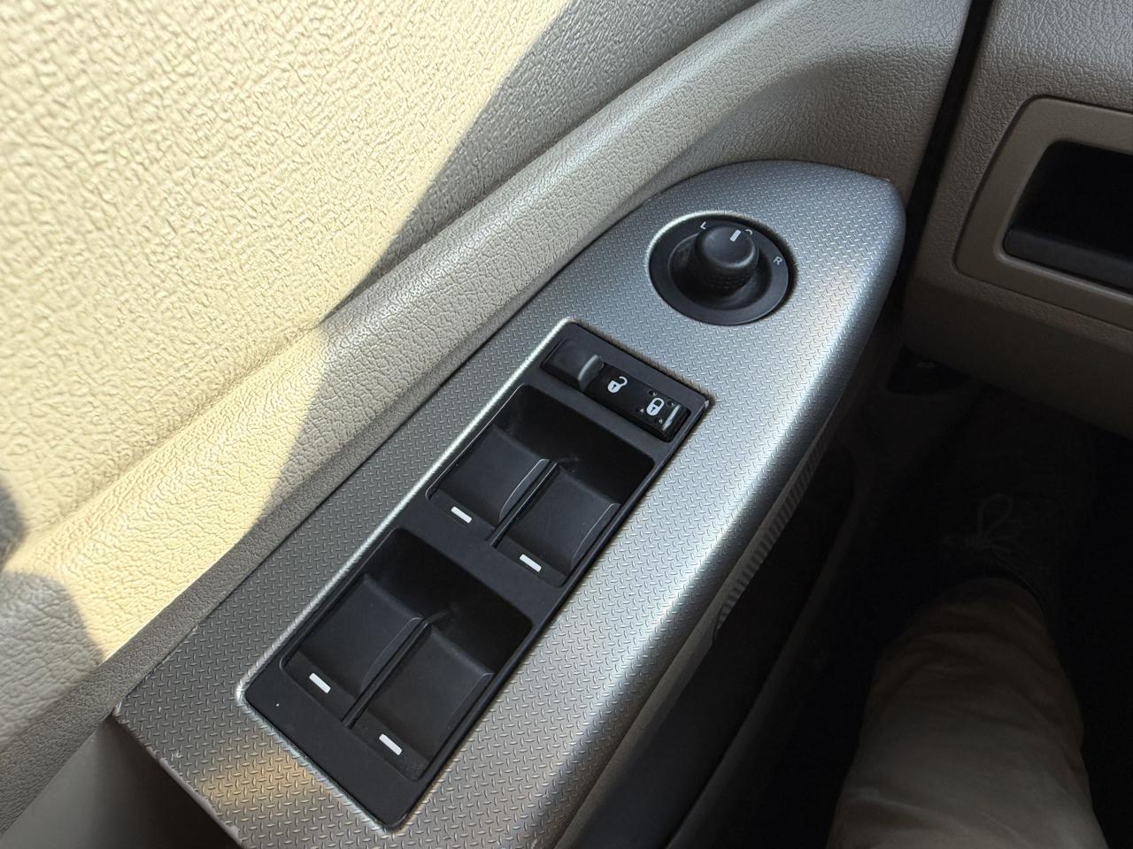 Jeep Grand Cherokee photo 29