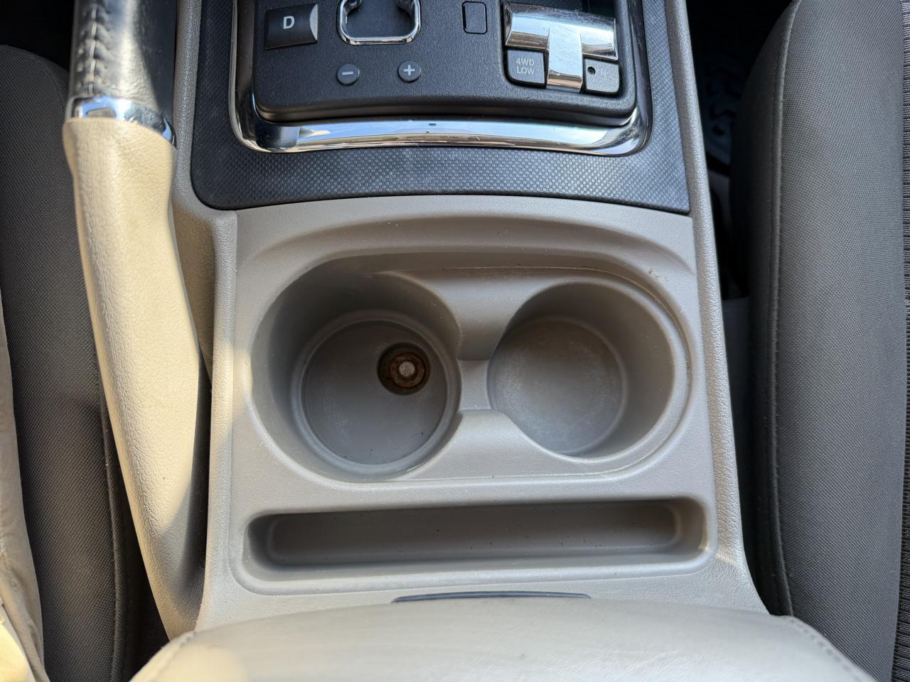 Jeep Grand Cherokee photo 34