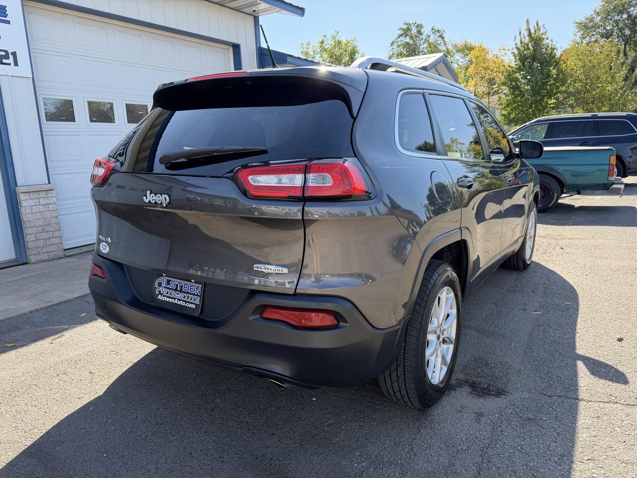Jeep Cherokee 4WD 4dr Latitude 2014