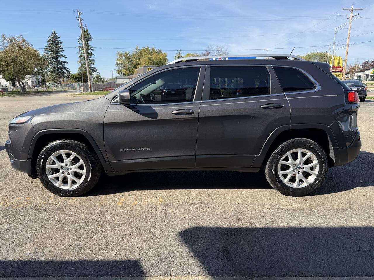Jeep Cherokee 4WD 4dr Latitude 2014