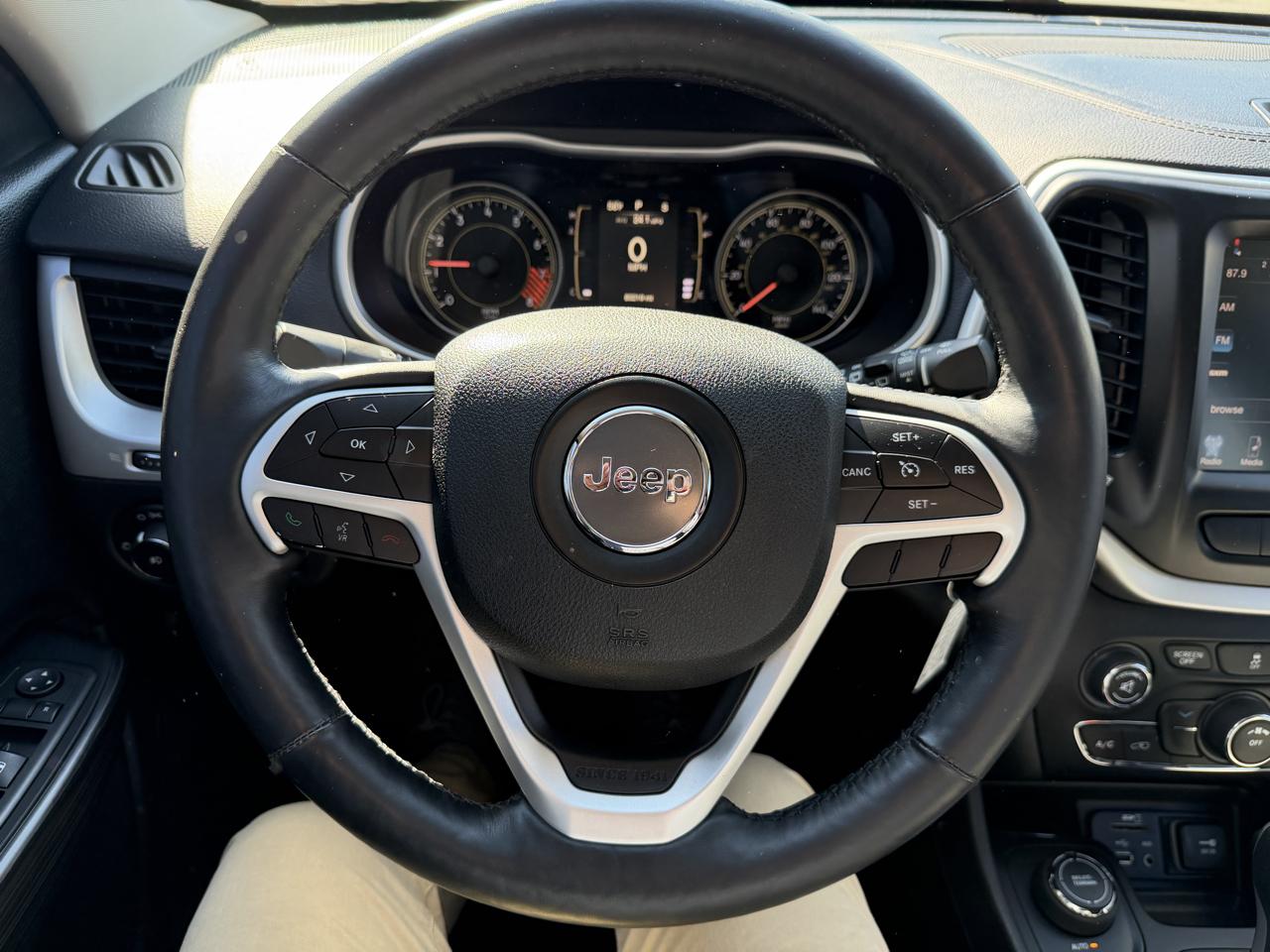 Jeep Cherokee 4WD 4dr Latitude 2014