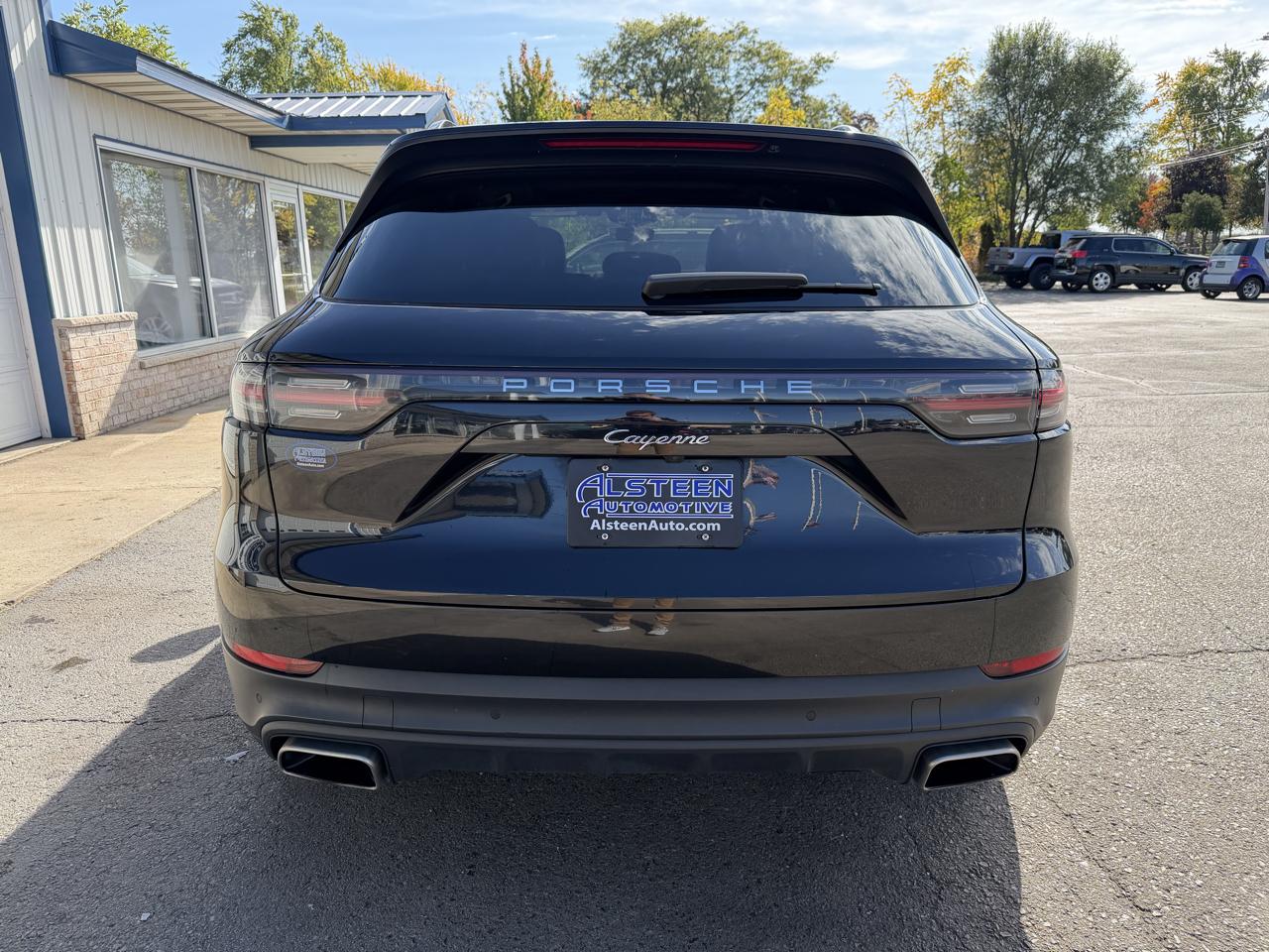 Porsche Cayenne photo 4