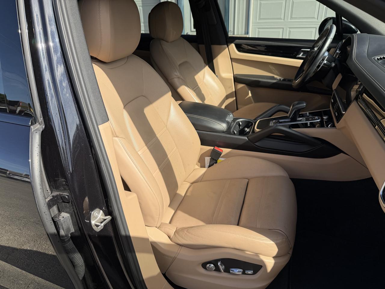 Porsche Cayenne photo 19