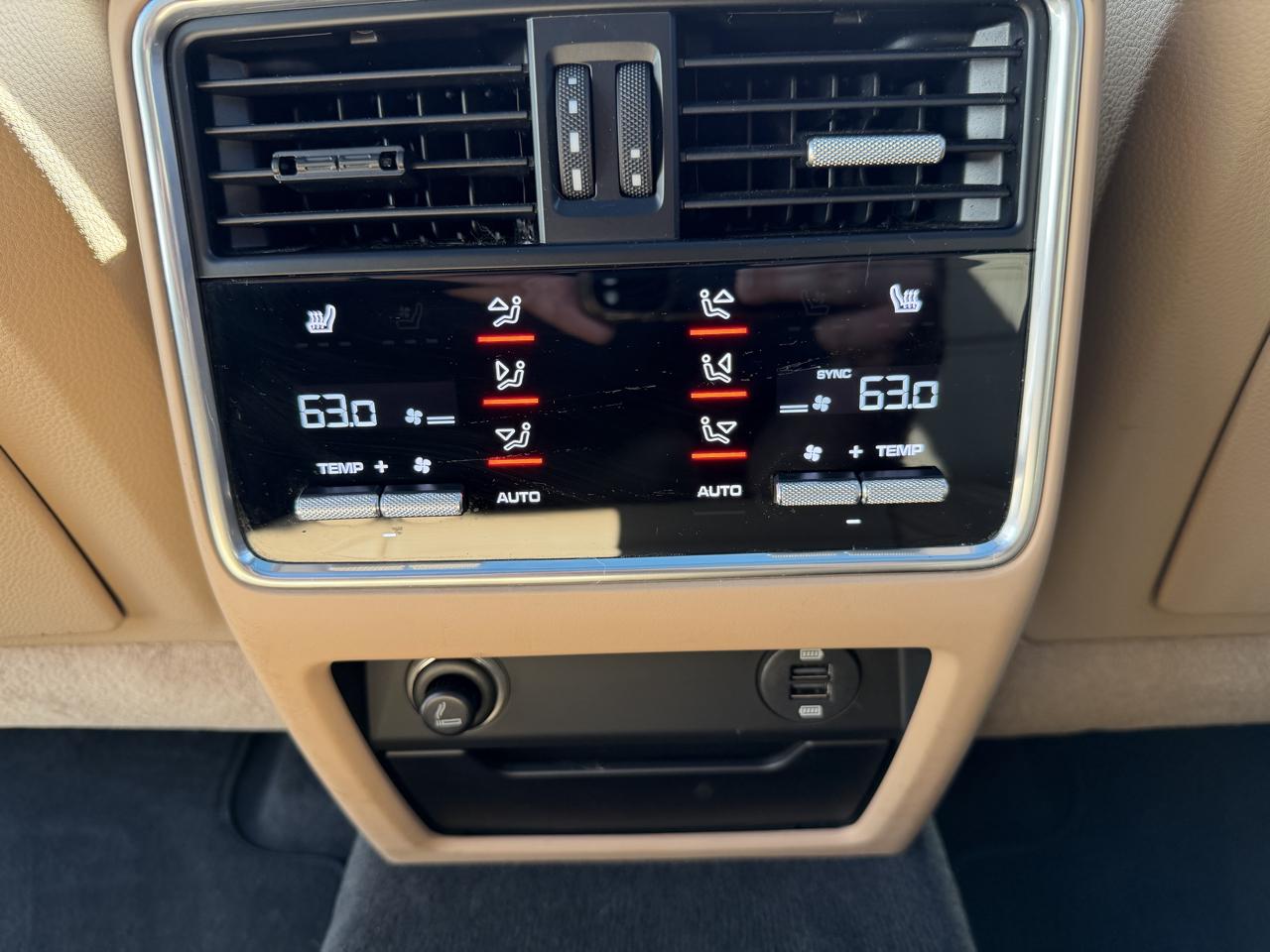 Porsche Cayenne photo 23