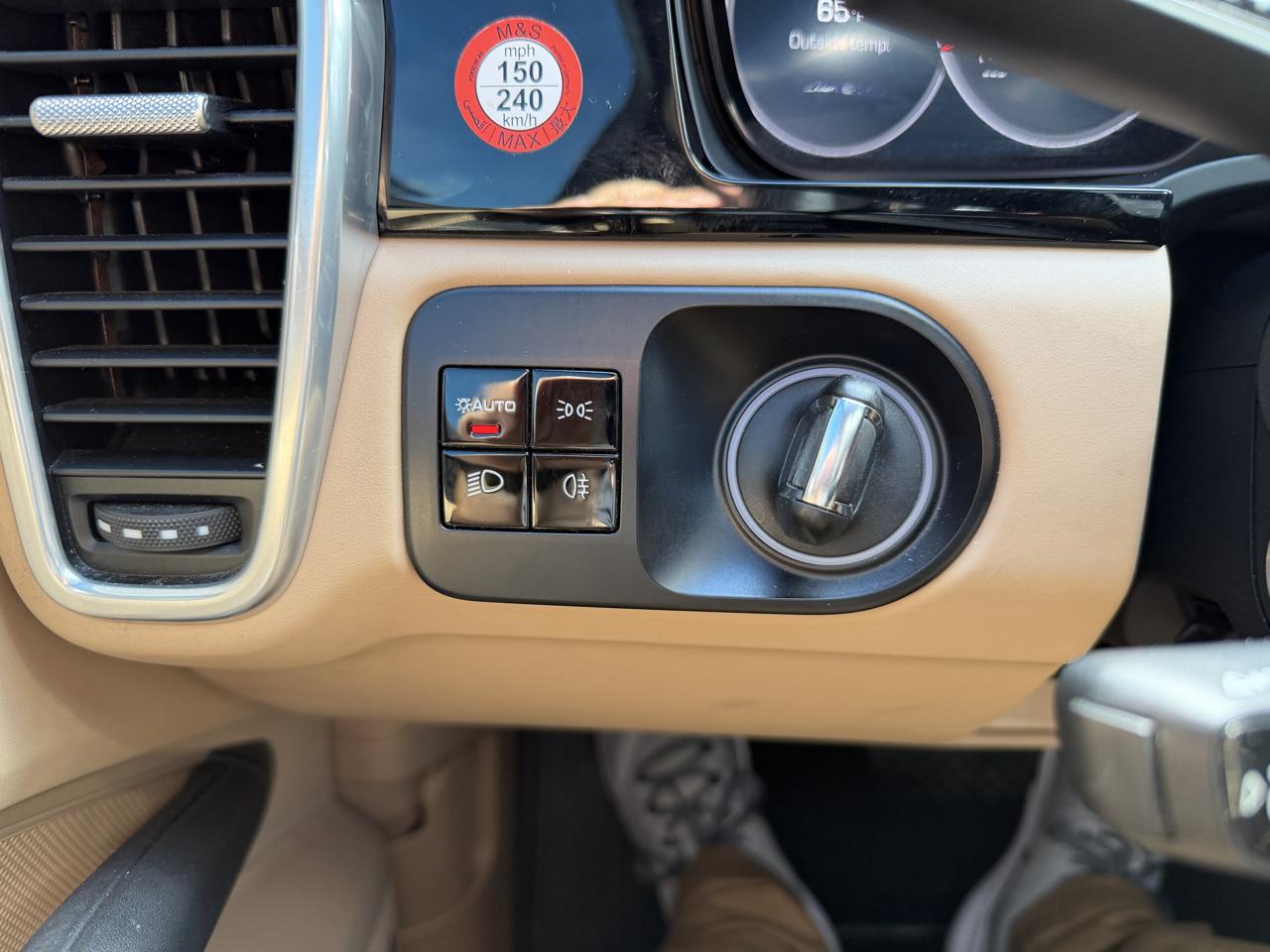 Porsche Cayenne photo 32