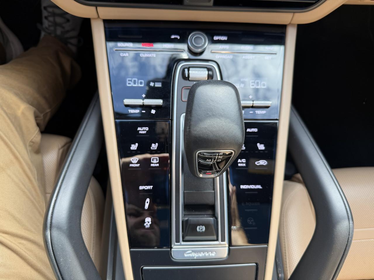 Porsche Cayenne photo 44