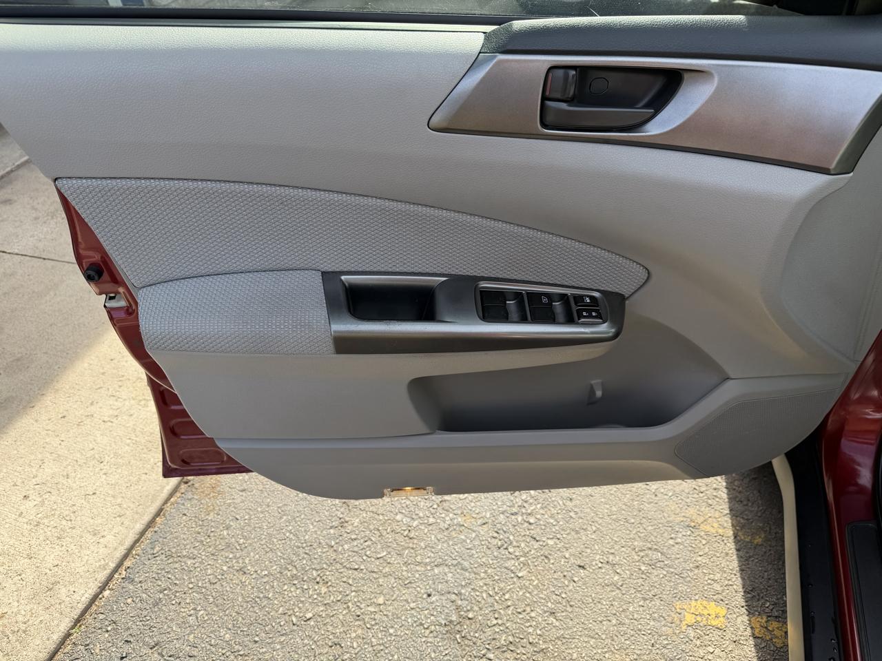 Subaru Forester photo 12