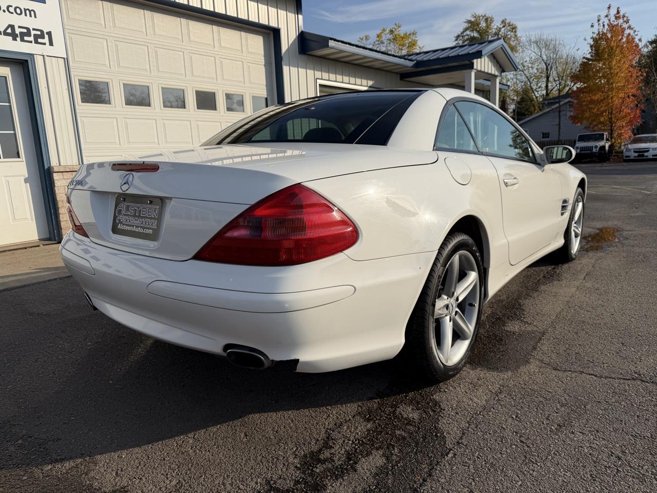 Mercedes-Benz SL-Class 2dr Roadster 5.0L 2004