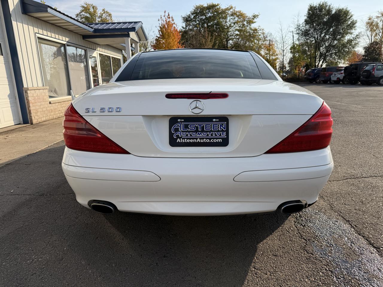 Mercedes-Benz SL-Class 2dr Roadster 5.0L 2004