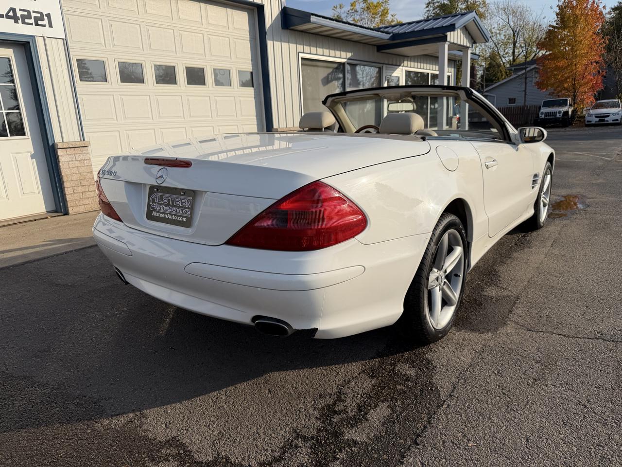 Mercedes-Benz SL-Class 2dr Roadster 5.0L 2004