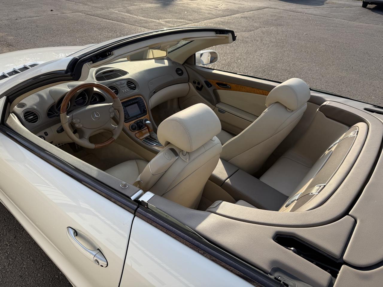 Mercedes-Benz SL-Class 2dr Roadster 5.0L 2004