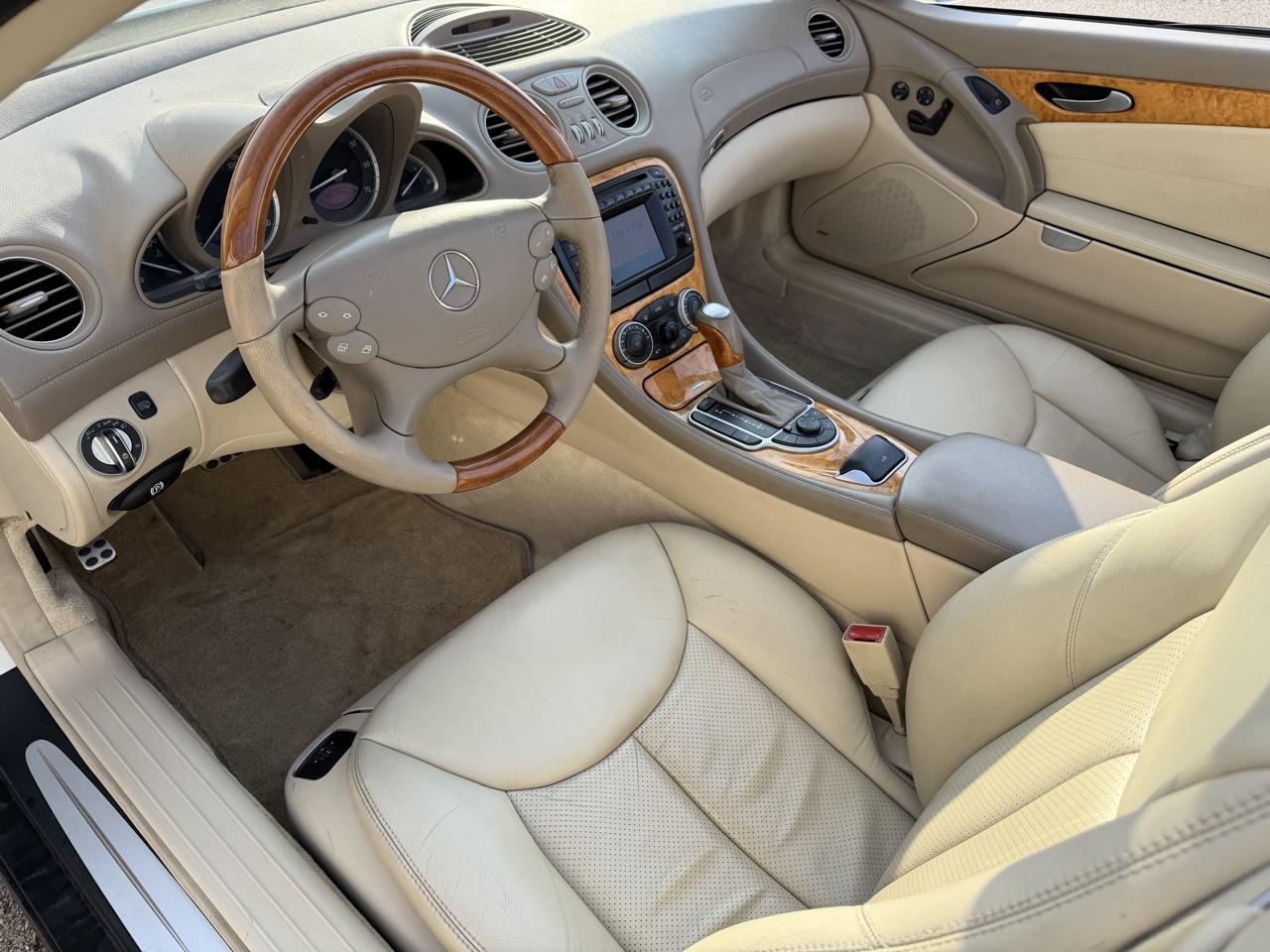 Mercedes-Benz SL-Class 2dr Roadster 5.0L 2004