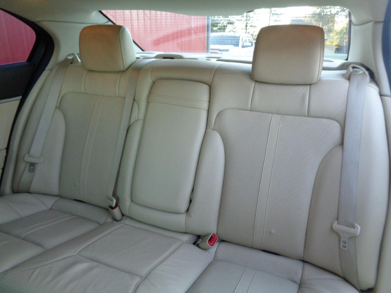 Lincoln MKS FWD 2013