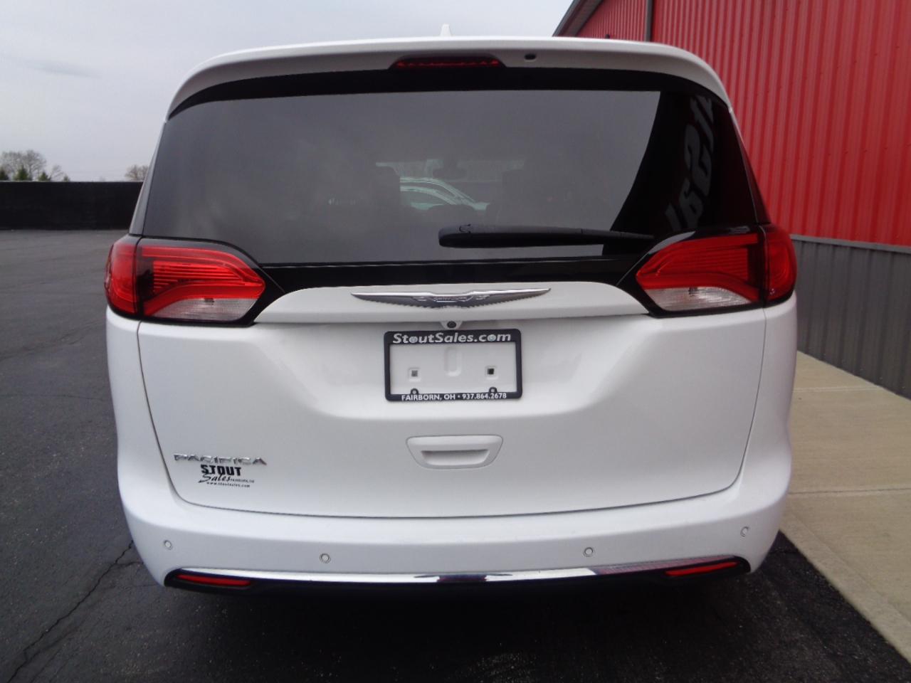 Chrysler Pacifica Touring-L Plus 2017