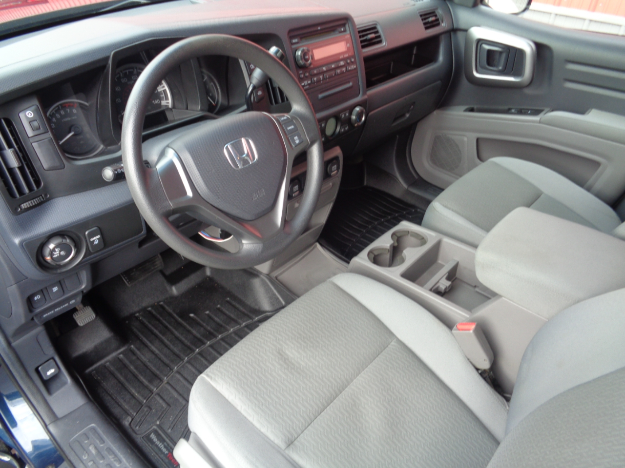 2010 Honda Ridgeline RTL photo 2