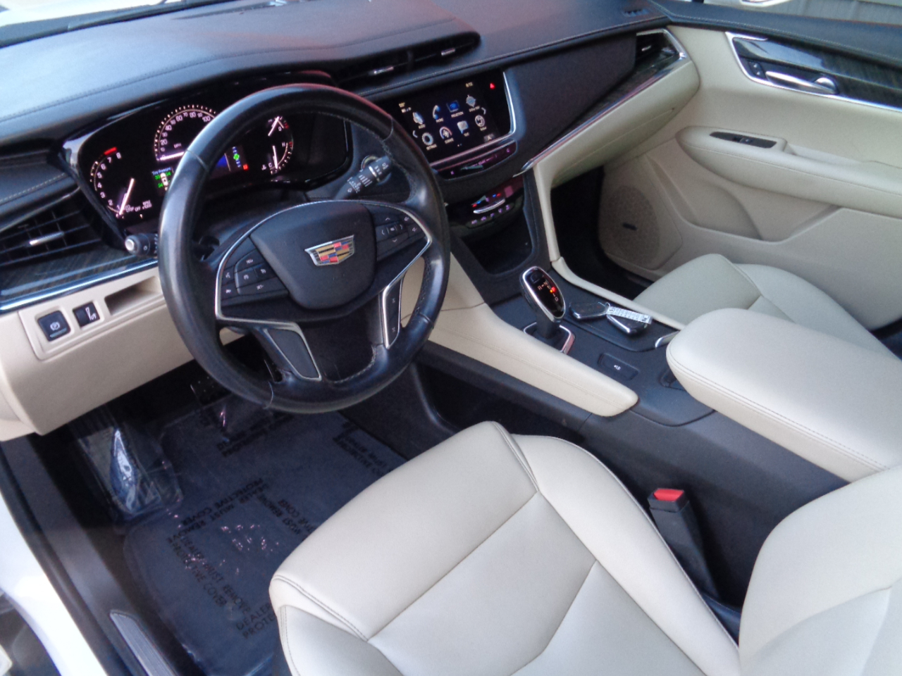 Cadillac XT5 Base 2018 Cadillac XT5 Base 2018