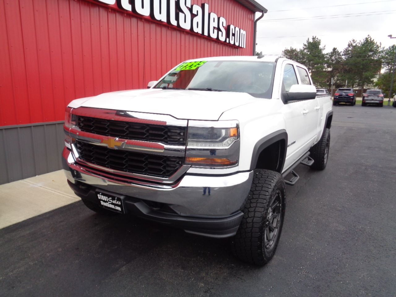 2016 Chevrolet Silverado 1500 LT Crew Cab Long Box 4WD