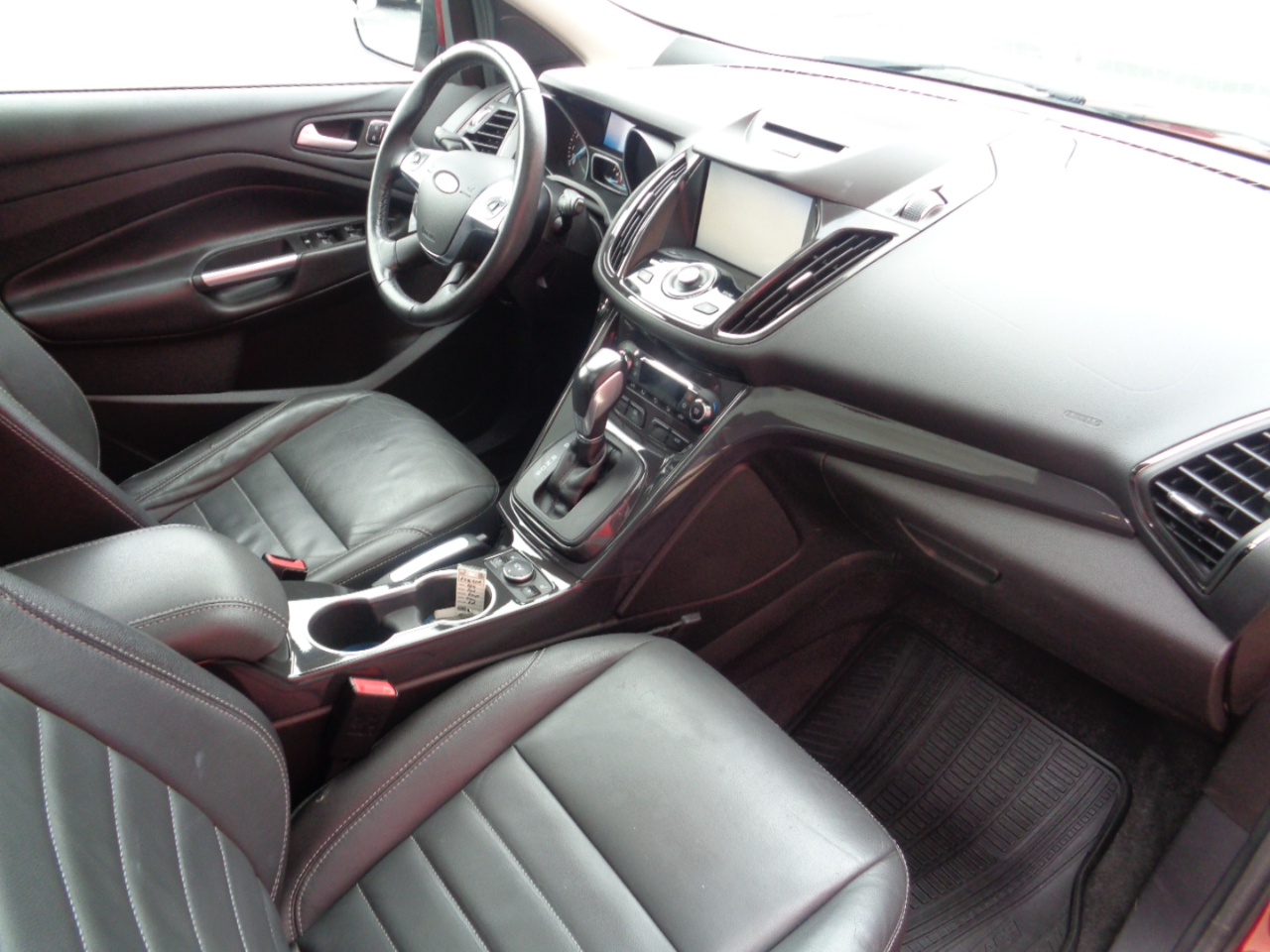 Ford Escape Titanium 4WD 2015