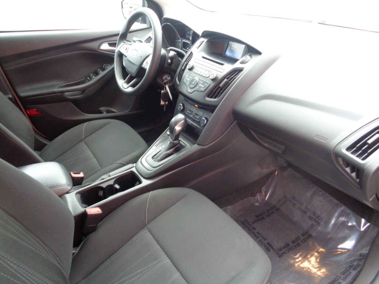 Ford Focus SE Sedan 2017