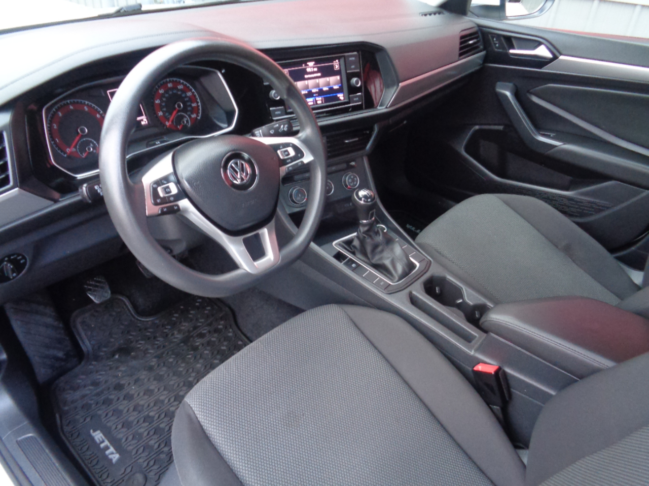 Volkswagen Jetta 1.4T S 6M 2020