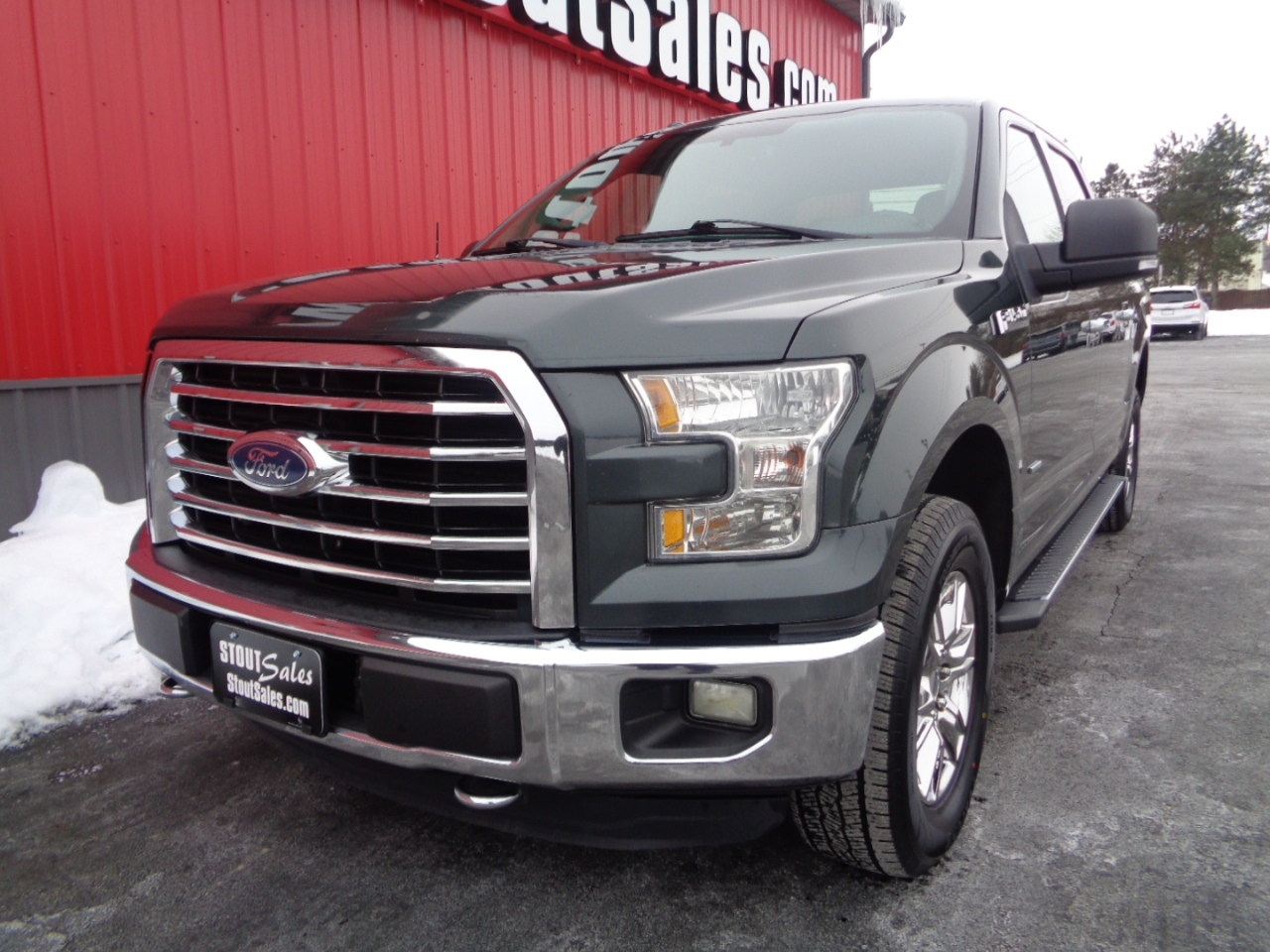 Ford F-150 XLT SuperCrew 5.5-ft. Bed 4WD 2015