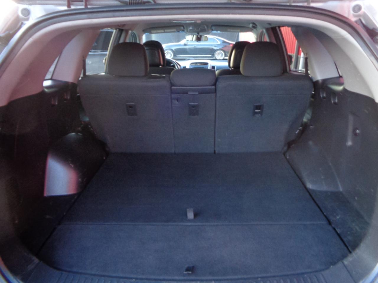 Kia Sorento LX 2WD 2014