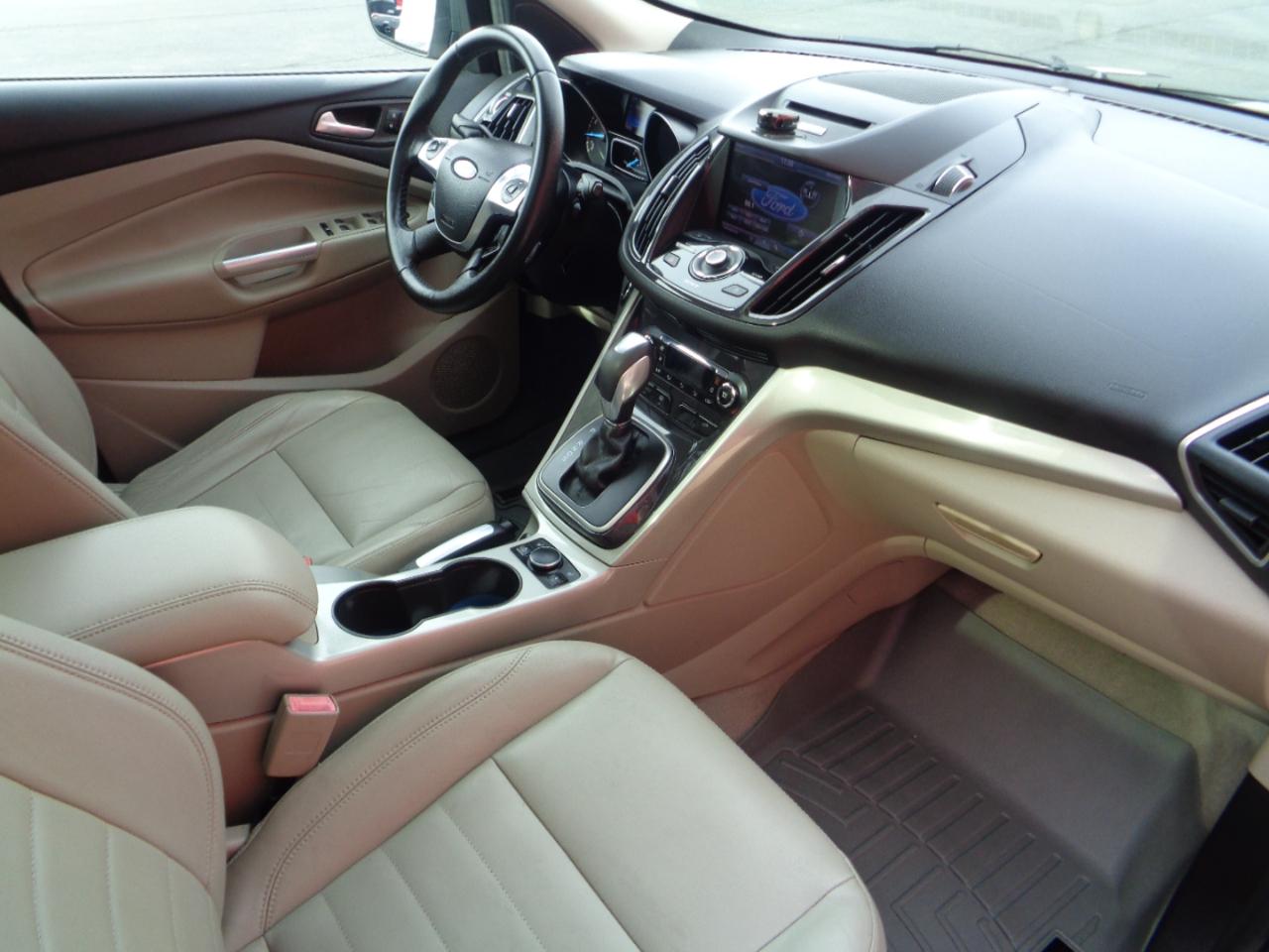 Ford Escape SEL FWD 2013