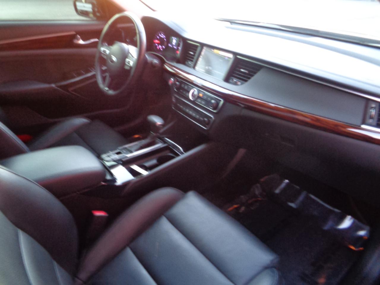 Kia Cadenza Technology 2019