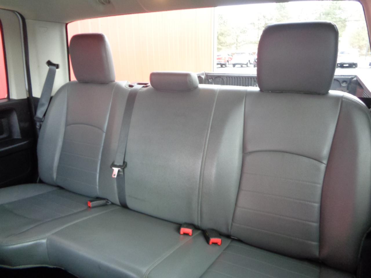 RAM 3500 Tradesman Crew Cab 4WD 2016