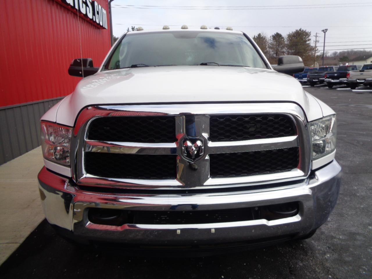 RAM 3500 Tradesman Crew Cab 4WD 2016