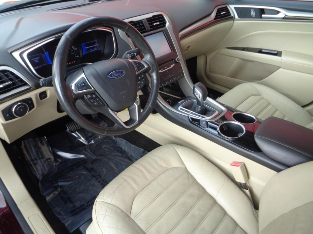 Ford Fusion Hybrid SE 2013