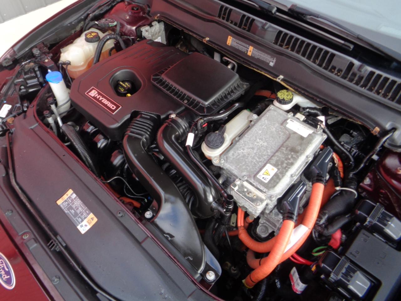 Ford Fusion Hybrid SE 2013