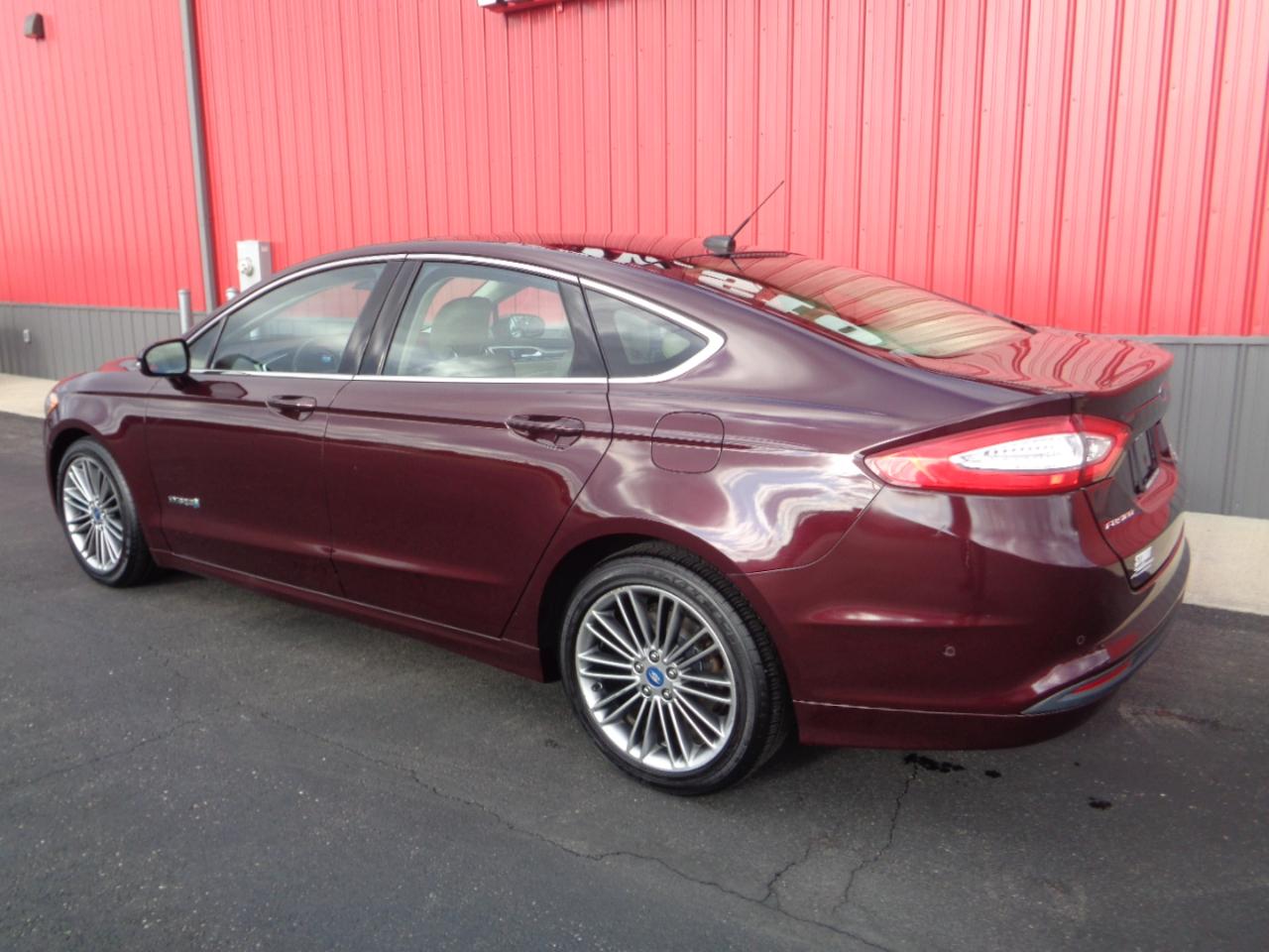 Ford Fusion Hybrid SE 2013