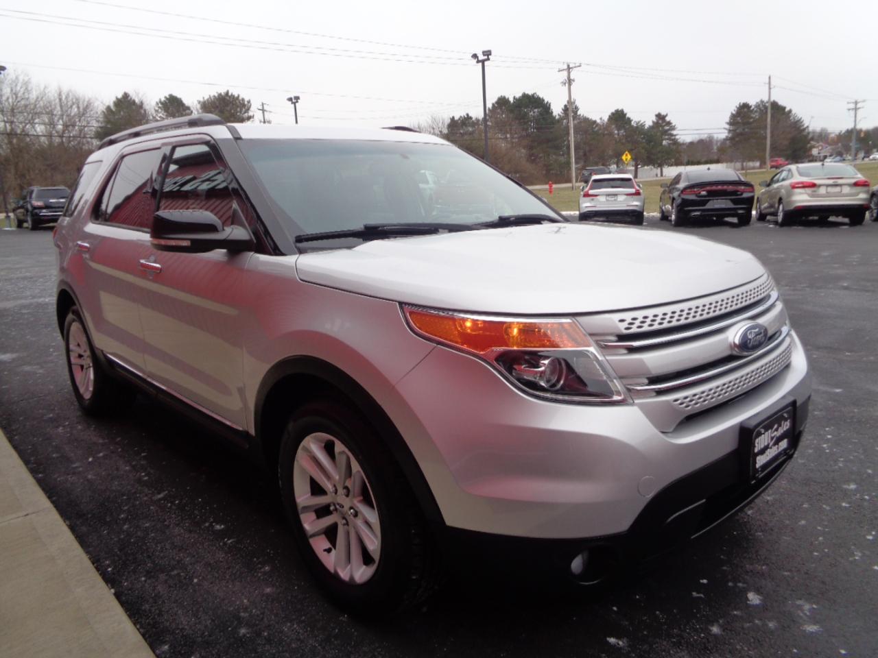 Ford Explorer XLT FWD 2014