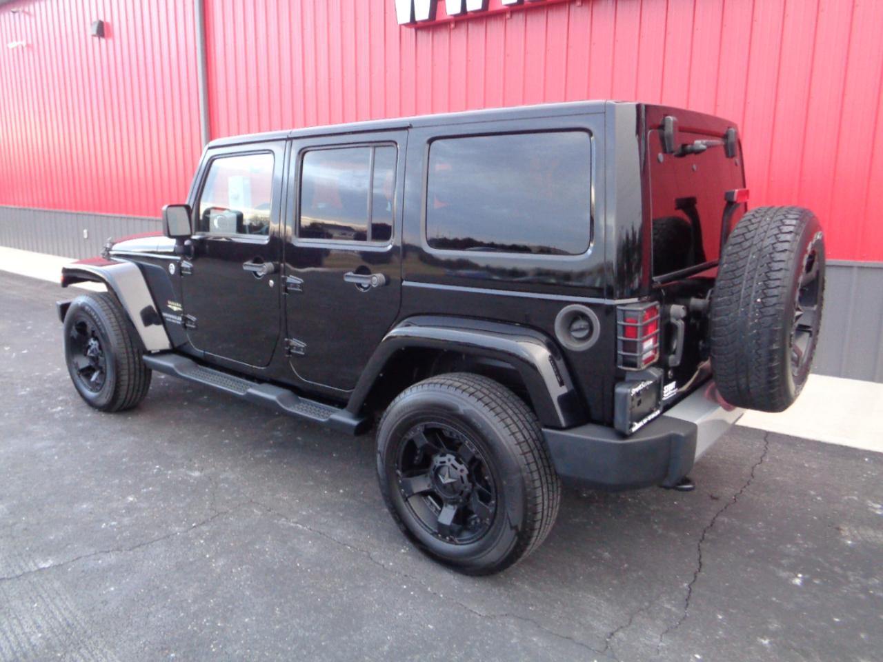 Jeep Wrangler Unlimited Sahara 4WD 2014
