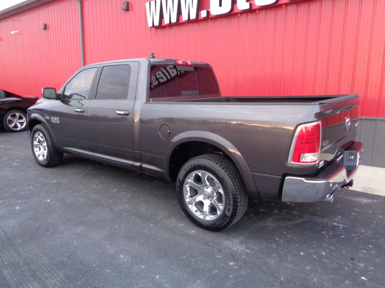 RAM 1500 Laramie Crew Cab LWB 4WD 2014