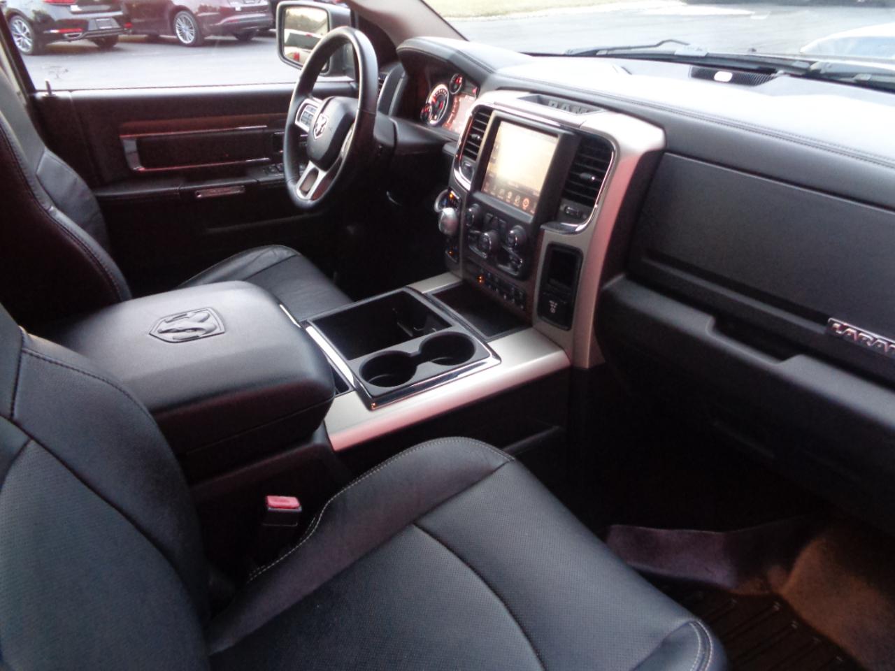 RAM 1500 Laramie Crew Cab LWB 4WD 2014