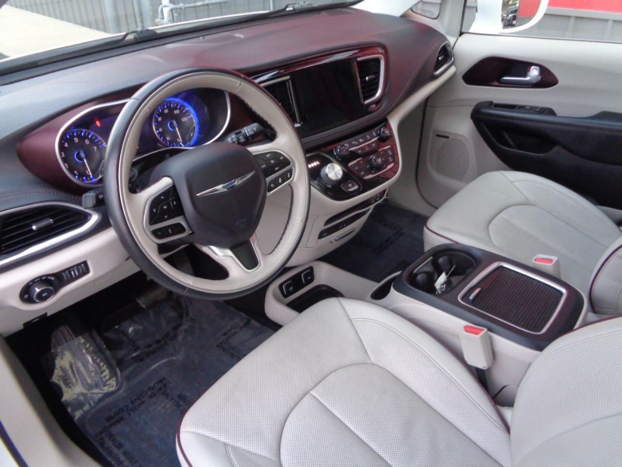 Chrysler Pacifica Limited 2018