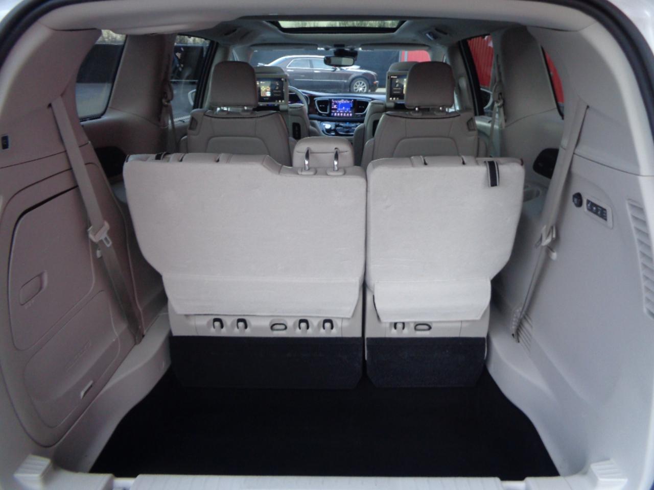 Chrysler Pacifica Limited 2018