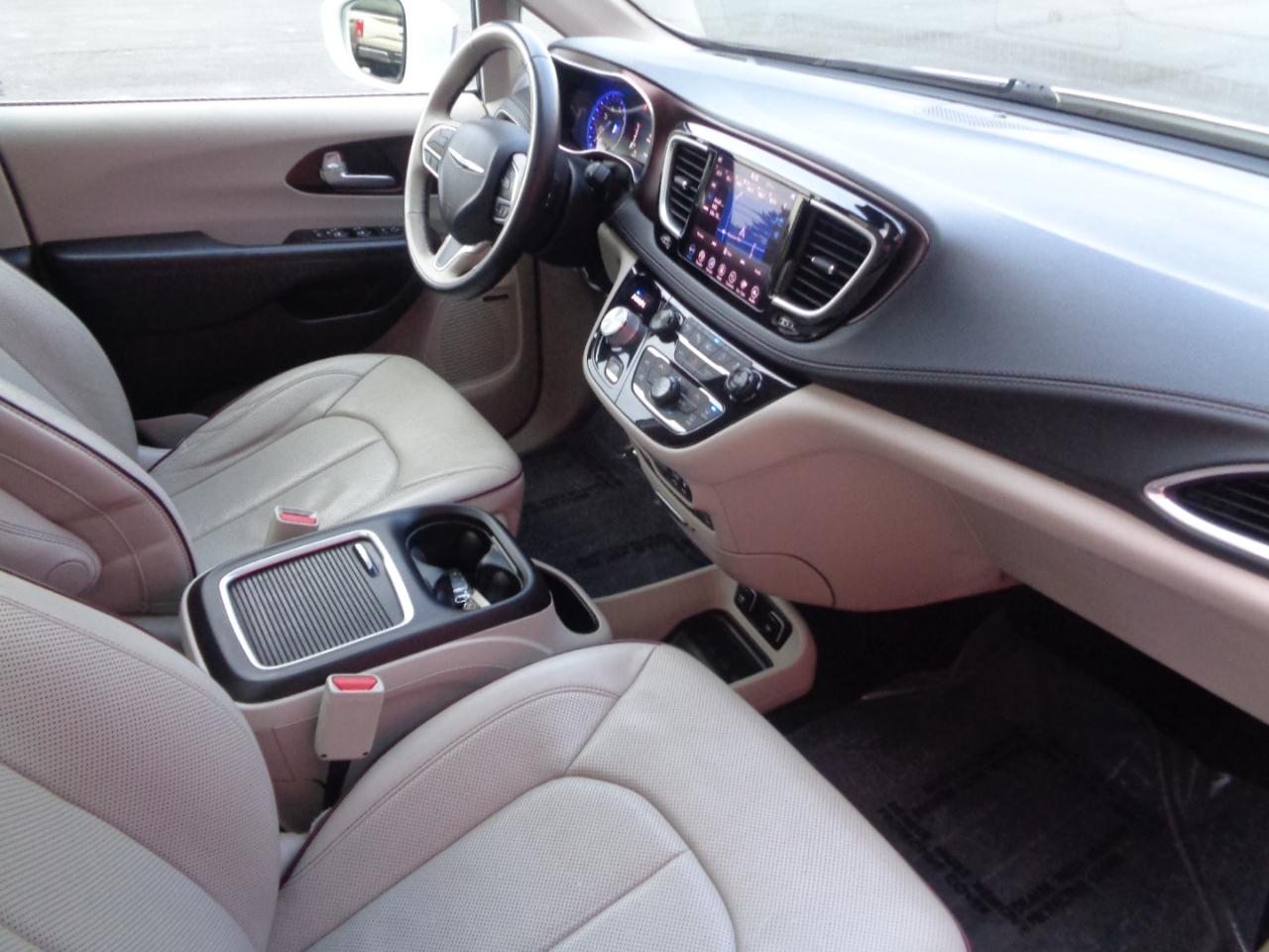 Chrysler Pacifica Limited 2018