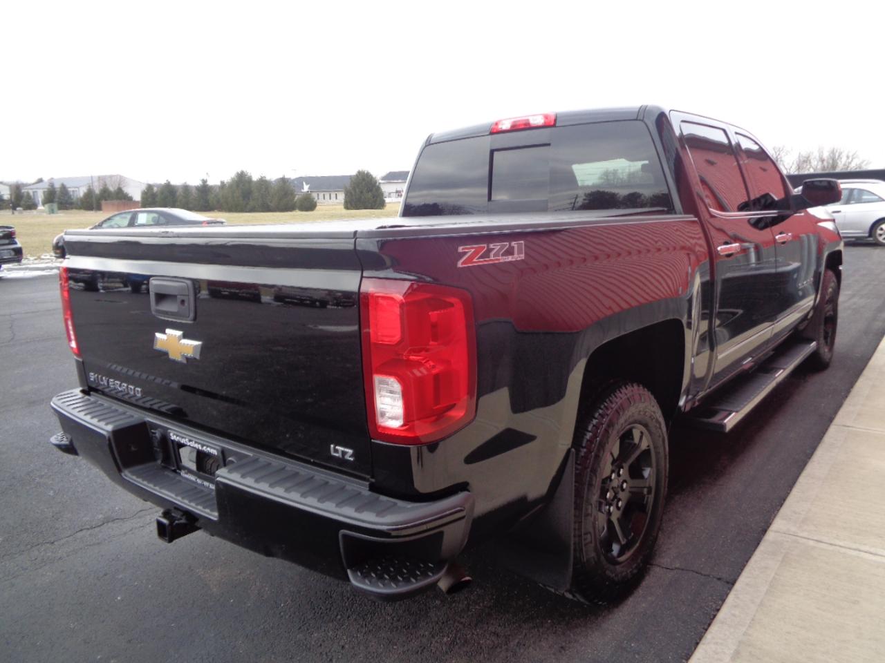 Chevrolet Silverado 1500 LTZ Crew Cab 4WD 2017