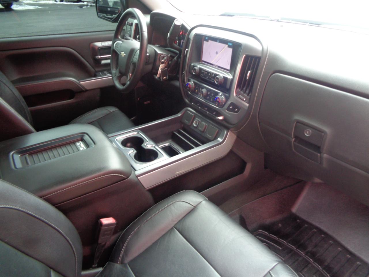 Chevrolet Silverado 1500 LTZ Crew Cab 4WD 2017