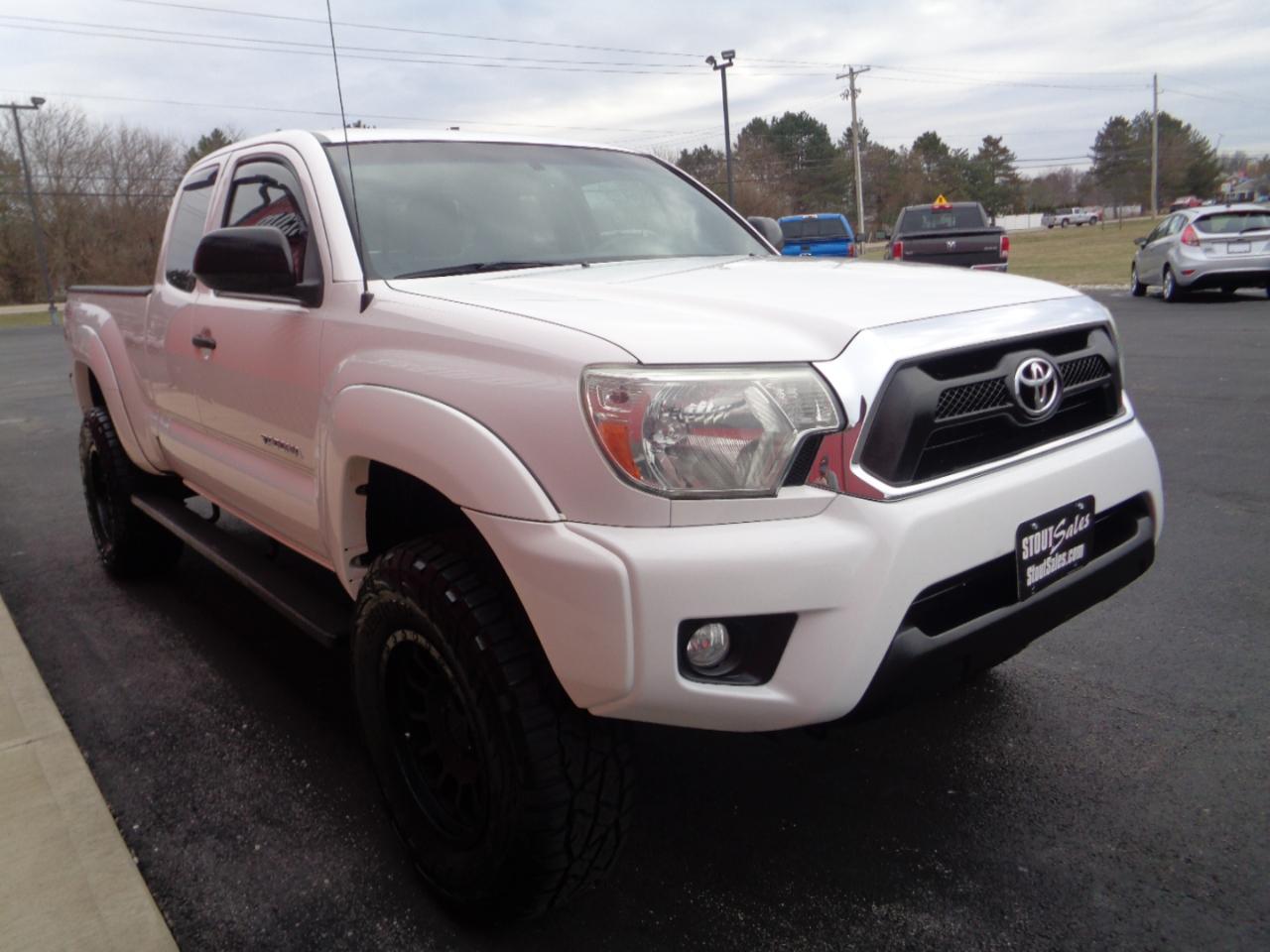 Toyota Tacoma Access Cab V6 Auto 4WD 2012