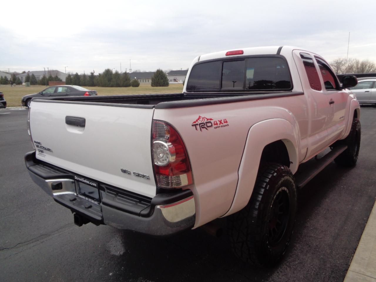Toyota Tacoma Access Cab V6 Auto 4WD 2012