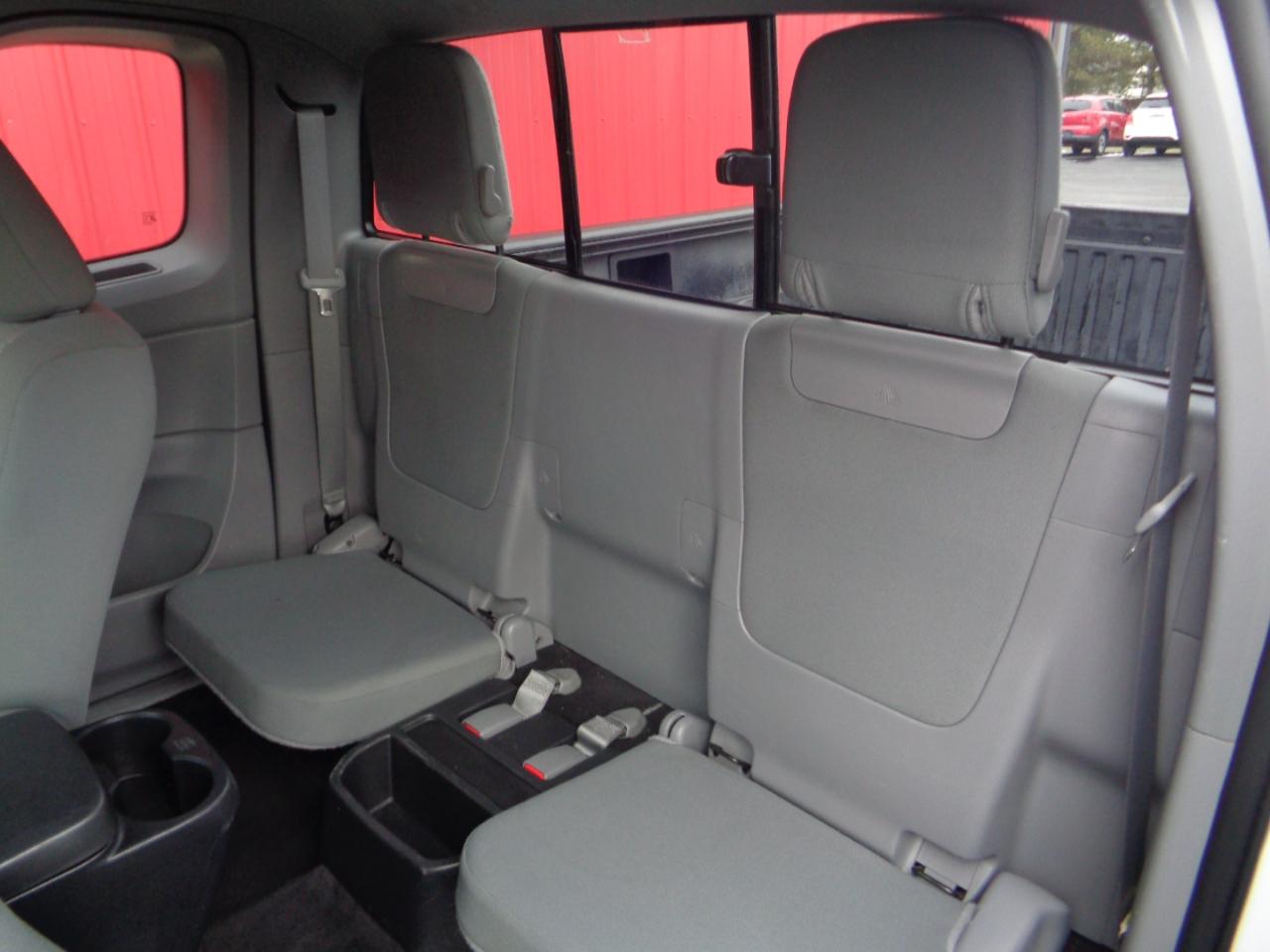 Toyota Tacoma Access Cab V6 Auto 4WD 2012