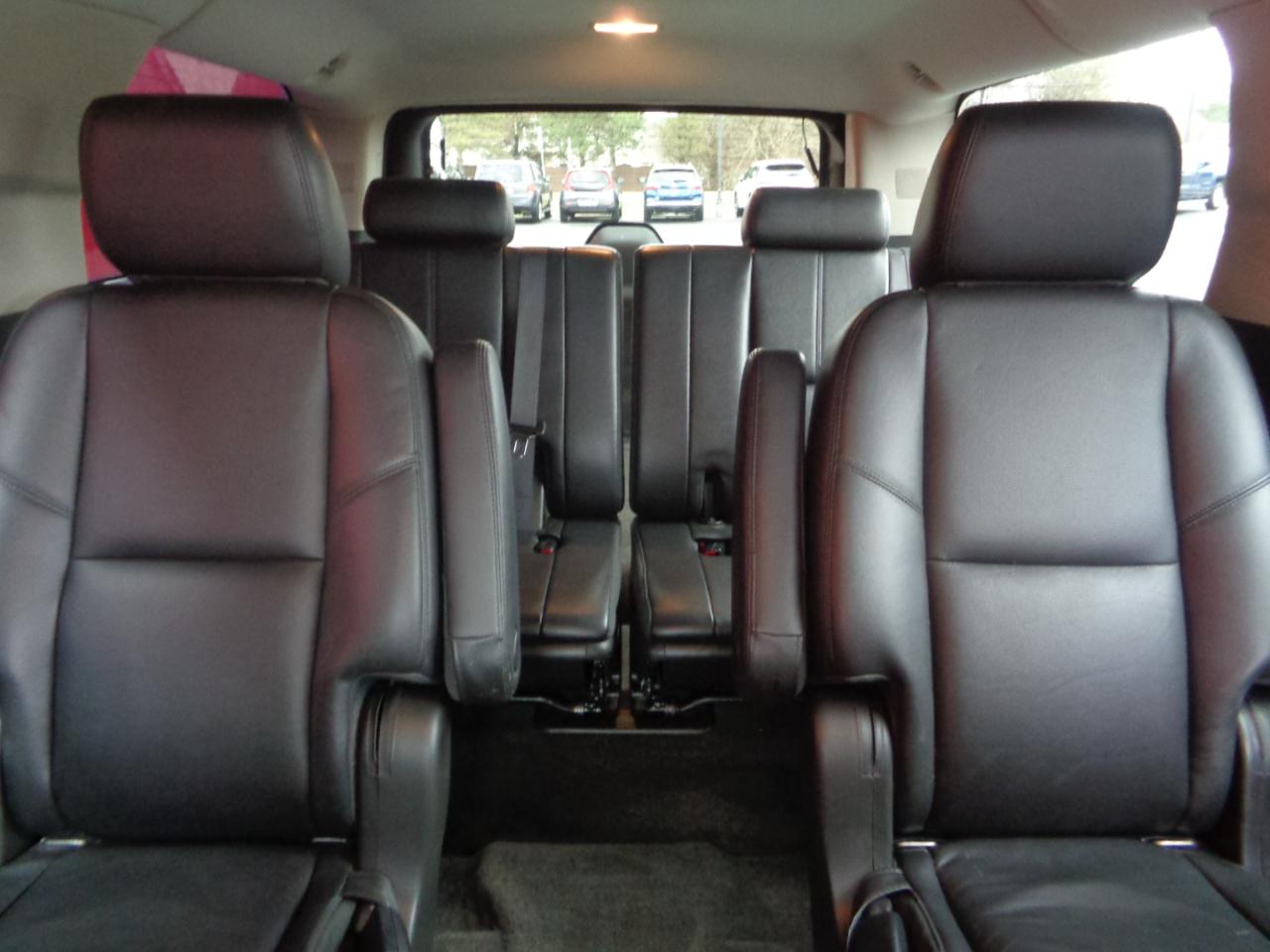 Chevrolet Suburban LTZ 1500 4WD 2012